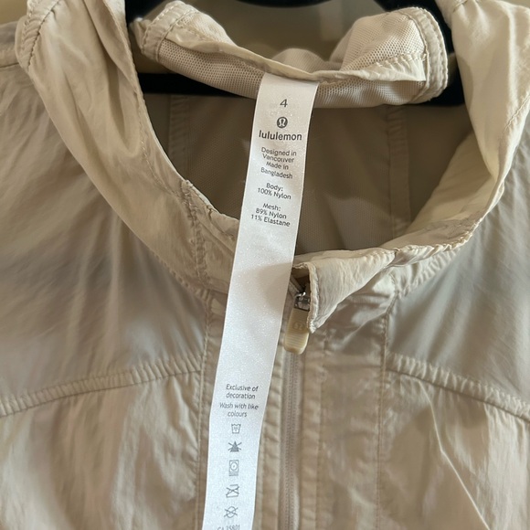 lululemon athletica Light Tan Utility Jacket - Picture 3 of 3